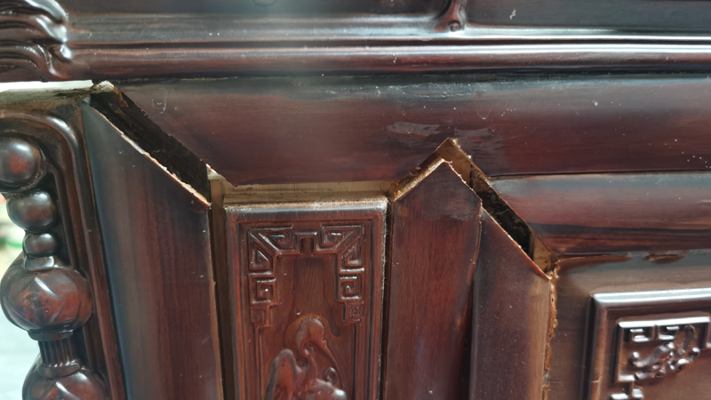 非洲酸枝开裂.jpg 非洲酸枝开裂.jpg